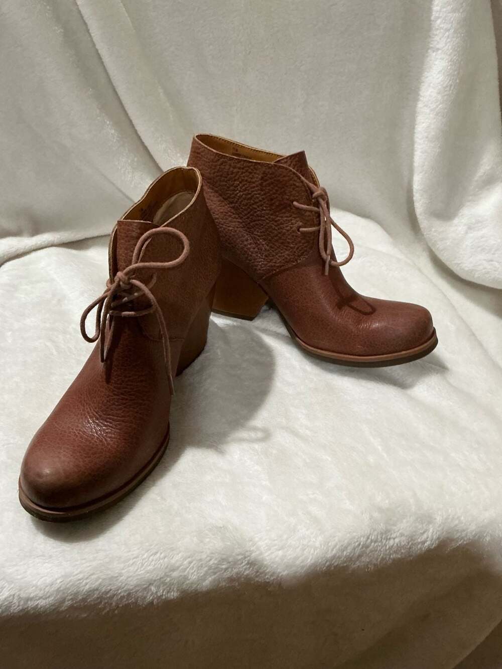 Korks by Kork-Ease Brown Leather Lace-Up Block Heel Ankle Booties